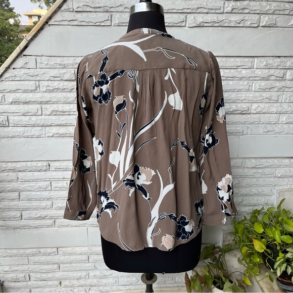Brown Floral Top - Picture 5 of 5